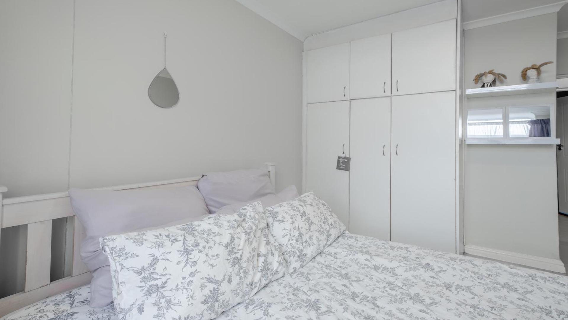 Cozyseaside-puravida Cape Town